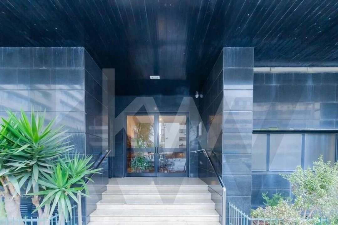 Apartamento T1 para Arrendamento em Aldoar, Foz do Douro e Nevogilde Foto 2