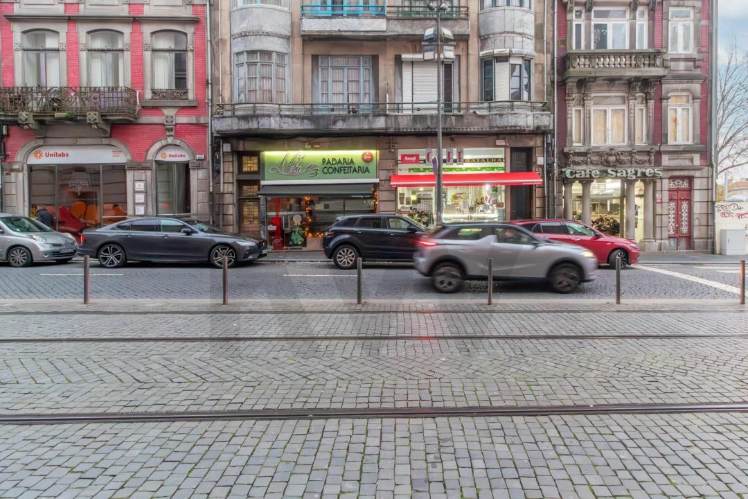 Apartamento T2 para Venda em Cedofeita, Santo Ildefonso, Sé, Miragaia, São Nicolau e Vitória Foto 1