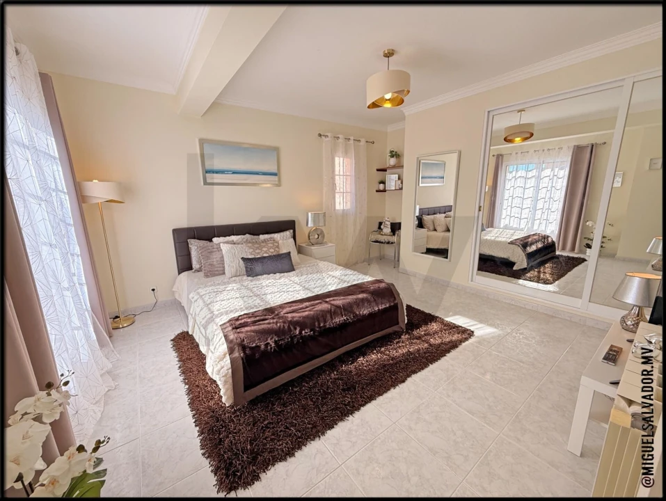 Moradia T3 para Venda em Ferreiras Foto 22