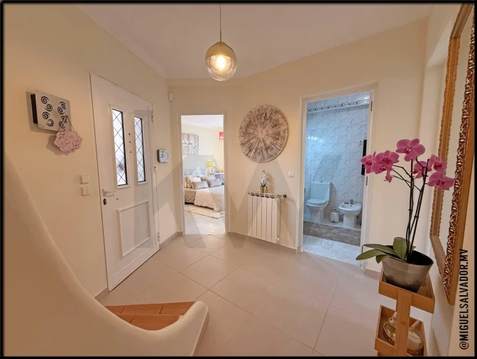 Moradia T3 para Venda em Ferreiras Foto 7