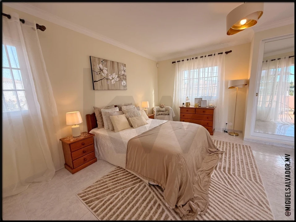 Moradia T3 para Venda em Ferreiras Foto 29