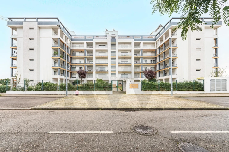 Apartamento T1 para Arrendamento em Seixal, Arrentela e Aldeia de Paio Pires Foto 17