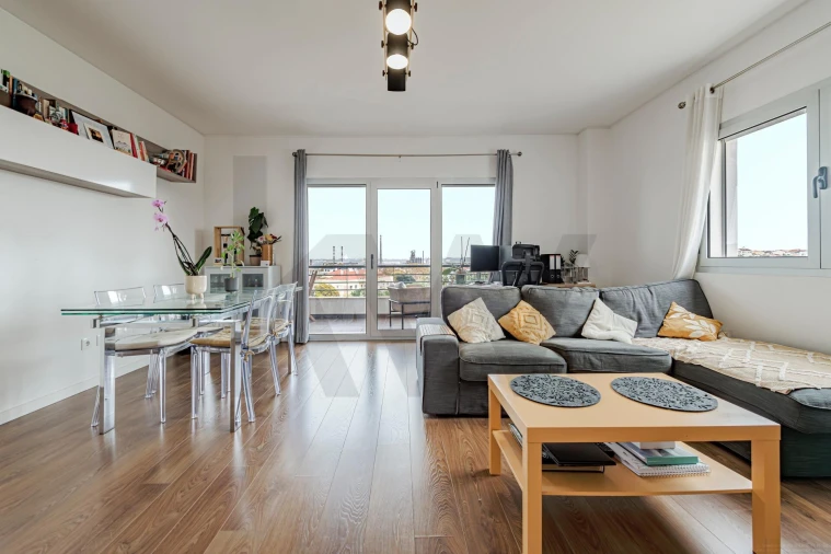 Apartamento T1 para Arrendamento em Seixal, Arrentela e Aldeia de Paio Pires Foto 6