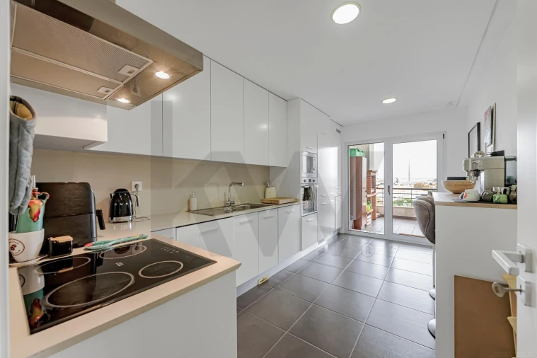 Apartamento T1 para Arrendamento em Seixal, Arrentela e Aldeia de Paio Pires Foto 3