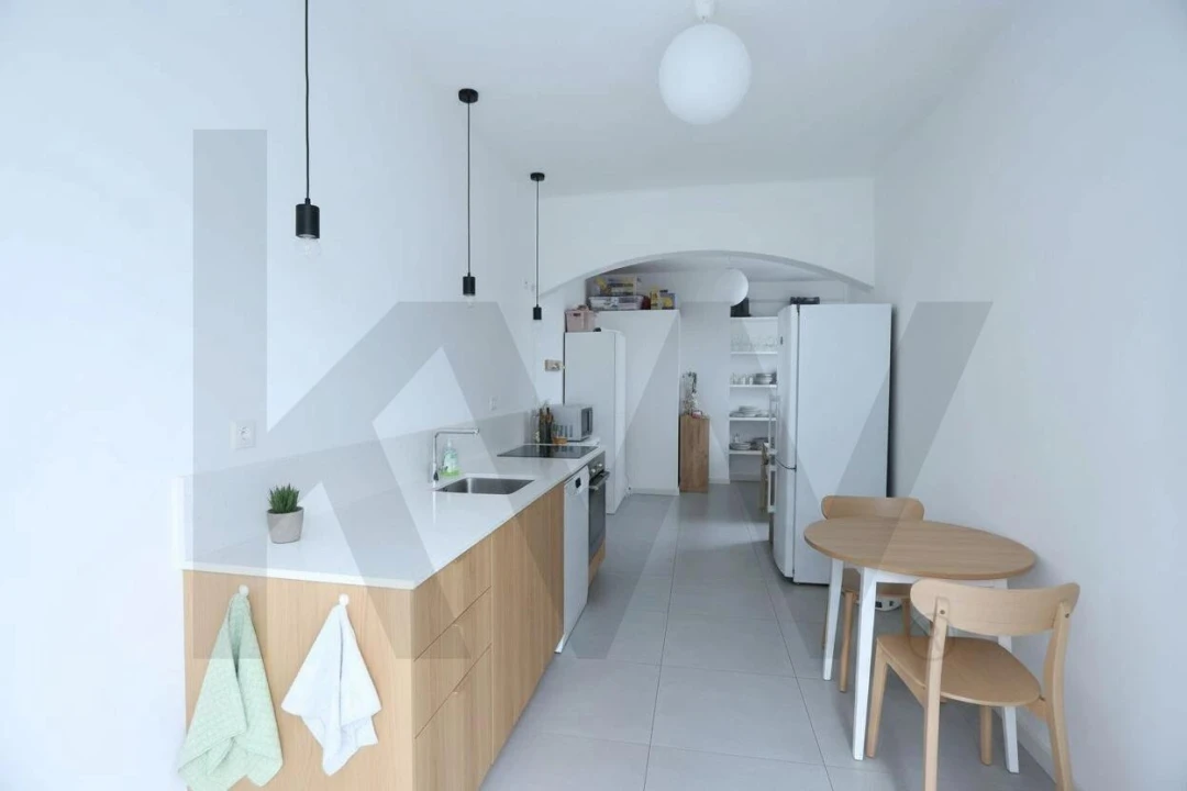 Loja para Venda em Louriçal Foto 11