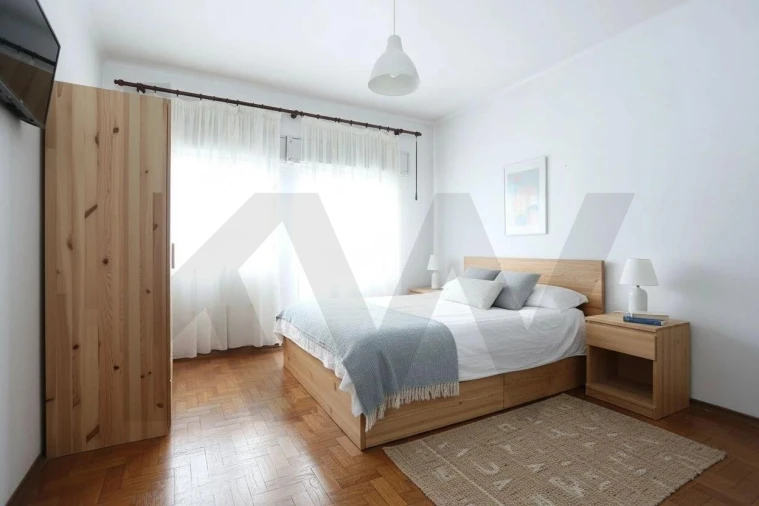 Escritório para Venda em Louriçal Foto 24