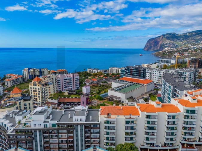 Apartamento T2 para Arrendamento em São Martinho Foto 6