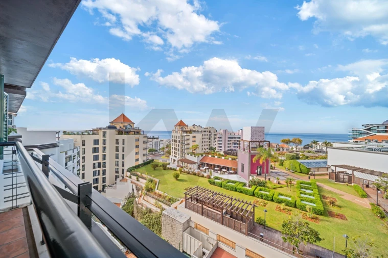 Apartamento T2 para Arrendamento em São Martinho Foto 34