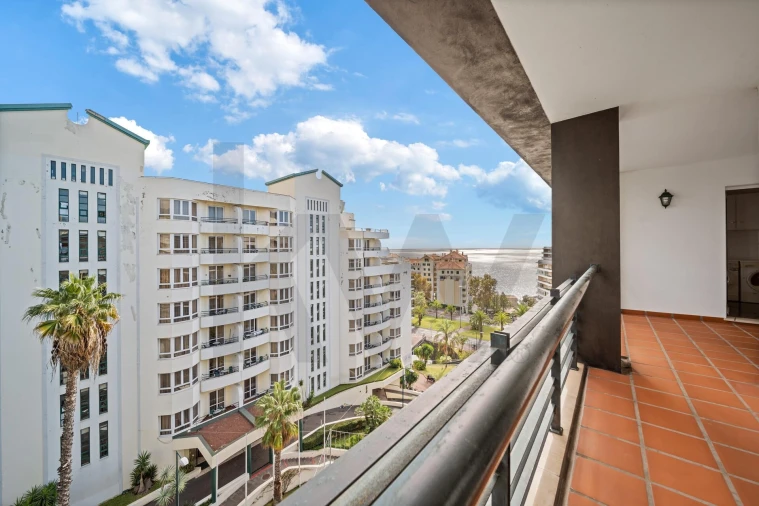 Apartamento T2 para Arrendamento em São Martinho Foto 35