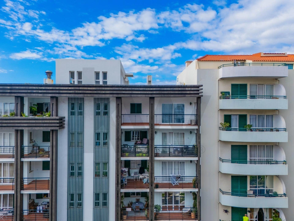 Apartamento T2 para Arrendamento em São Martinho Foto 4