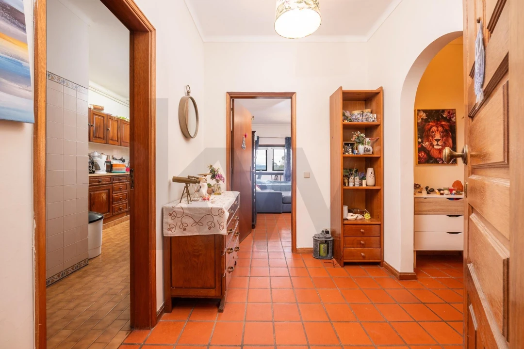 Apartamento T2 para Venda em Santo Antonio dos Olivais Foto 2