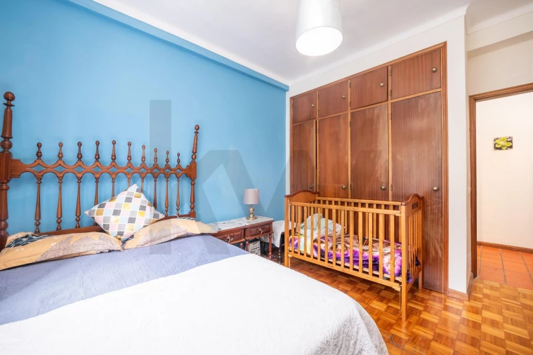 Apartamento T2 para Venda em Santo Antonio dos Olivais Foto 11