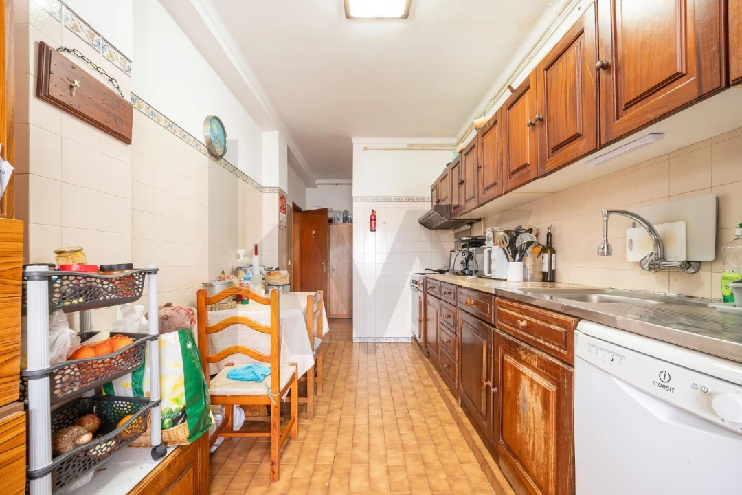 Apartamento T2 para Venda em Santo Antonio dos Olivais Foto 8