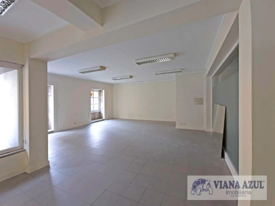 Escritório para Arrendamento em Santa Maria Maior e Monserrate e Meadela Foto 2