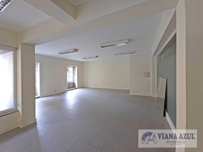 Escritório para Arrendamento em Santa Maria Maior e Monserrate e Meadela Foto 2