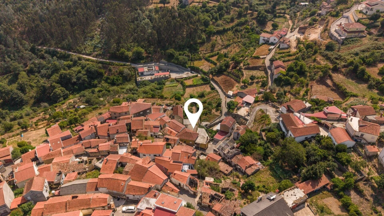 Moradia T2 para Venda em Lorvão Foto 19