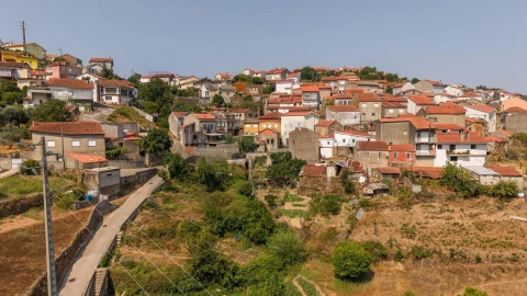 Moradia T2 para Venda em Lorvão