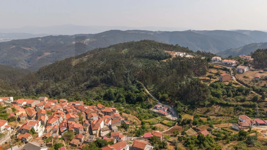 Moradia T2 para Venda em Lorvão Foto 25
