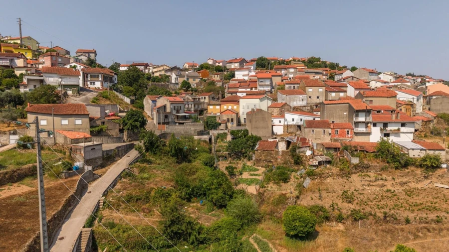 Moradia T2 para Venda em Lorvão Foto 12