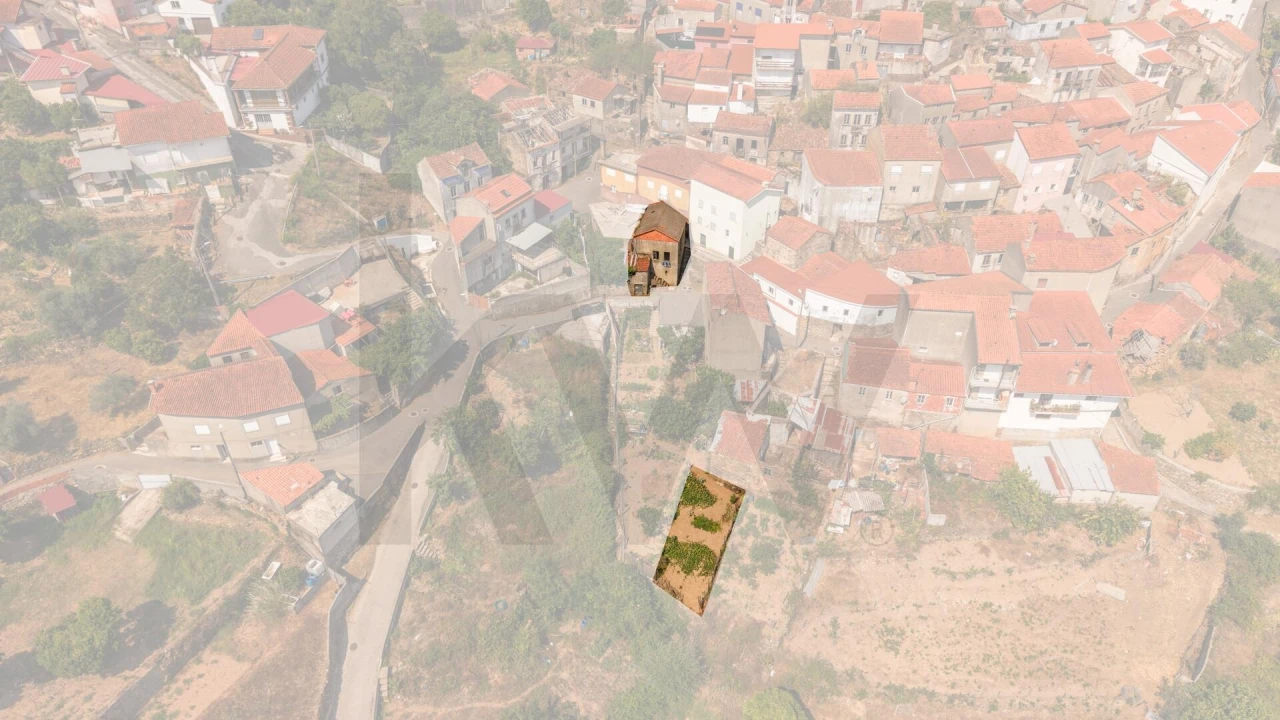 Moradia T2 para Venda em Lorvão Foto 1