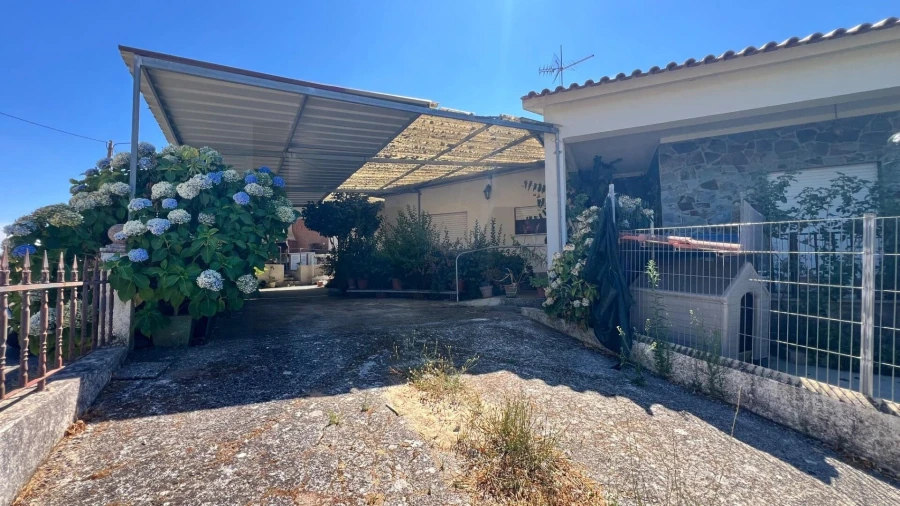 Moradia T3 para Venda em São João do Peso Foto 2