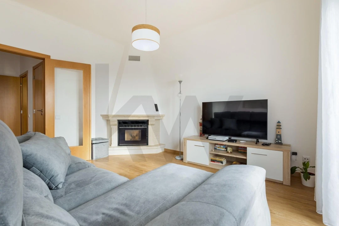 Apartamento T2 para Venda em Romeira e Várzea Foto 8