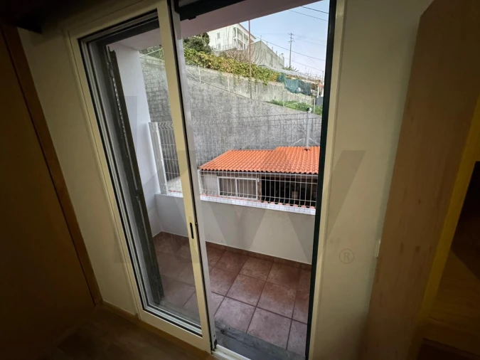 Apartamento T3 para Arrendamento em Estreito de Camara de Lobos Foto 20
