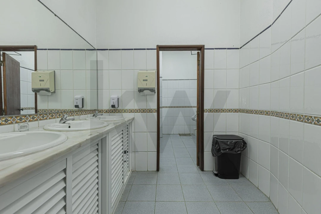 Quinta T5 para Venda em Santa Maria e São Miguel, São Martinho, São Pedro Penaferrim Foto 17