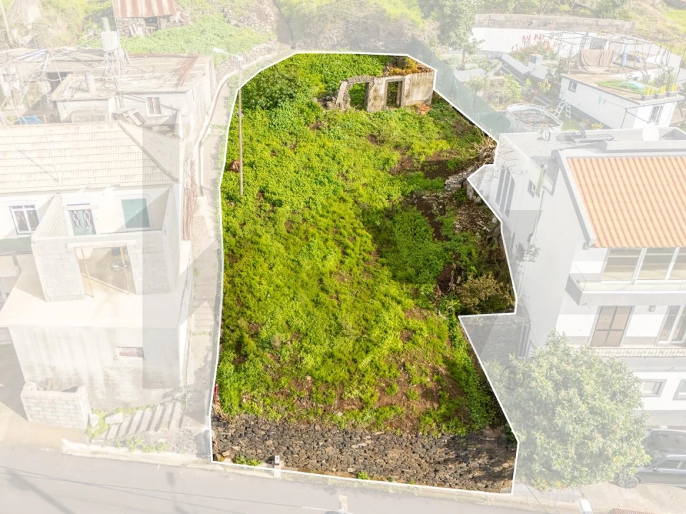 Moradia T2 para Venda em Estreito da Calheta Foto 6