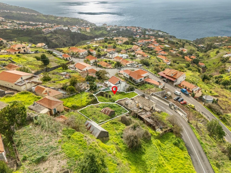 Moradia T2 para Venda em Estreito da Calheta Foto 5