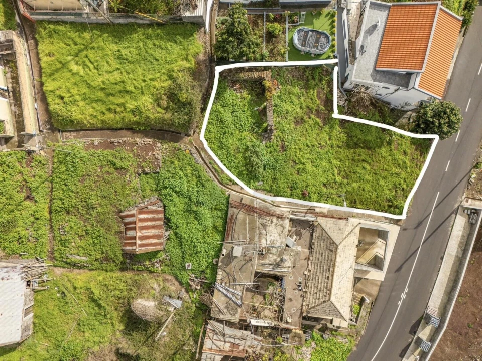 Moradia T2 para Venda em Estreito da Calheta Foto 7