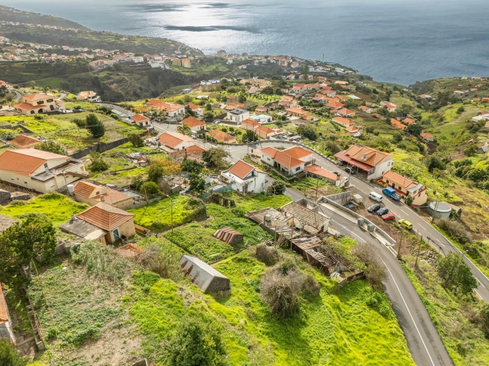 Moradia T2 para Venda em Estreito da Calheta Foto 11