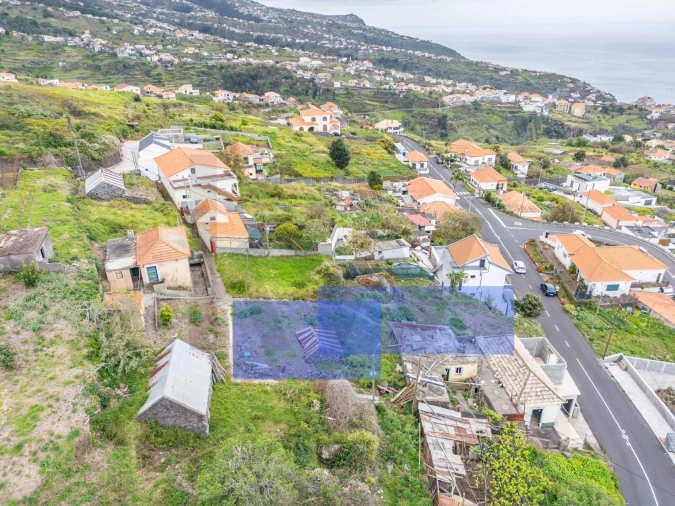 Moradia T2 para Venda em Estreito da Calheta Foto 4