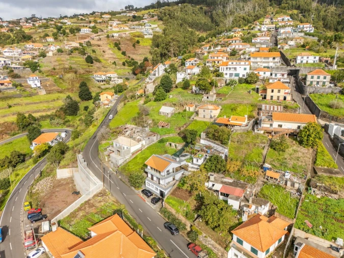 Moradia T2 para Venda em Estreito da Calheta Foto 13