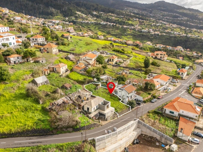 Moradia T2 para Venda em Estreito da Calheta Foto 10