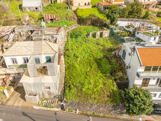 Moradia T2 para Venda em Estreito da Calheta Foto 6