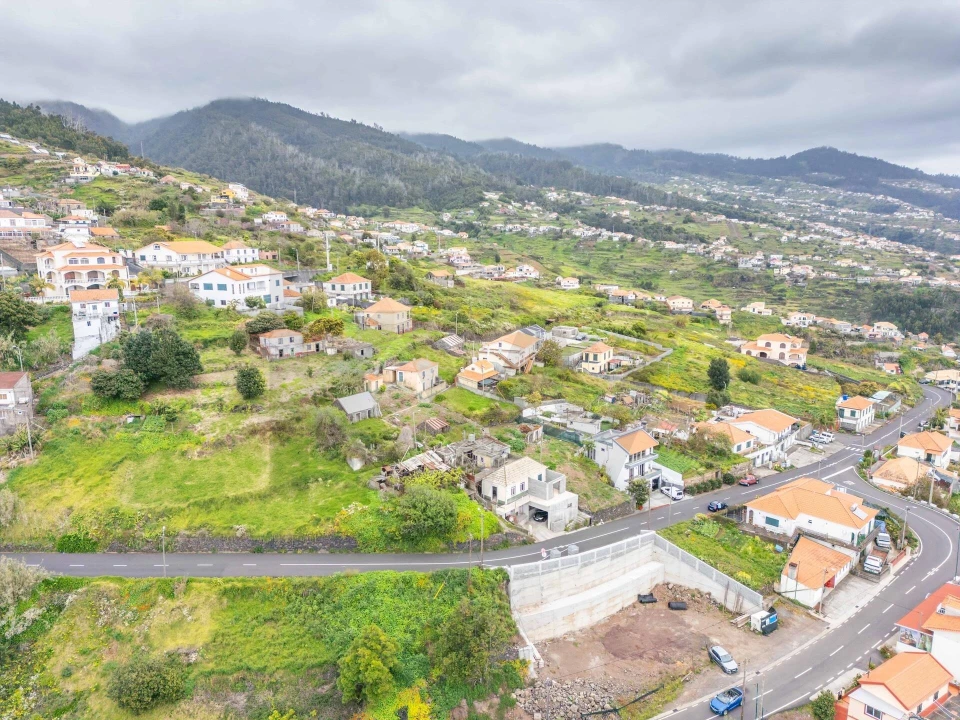 Moradia T2 para Venda em Estreito da Calheta Foto 8