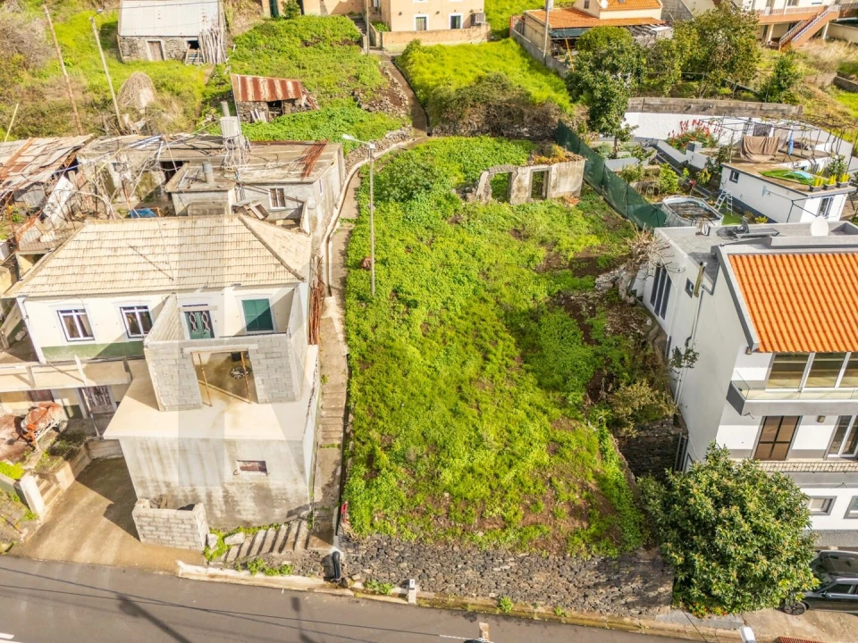 Moradia T2 para Venda em Estreito da Calheta Foto 6