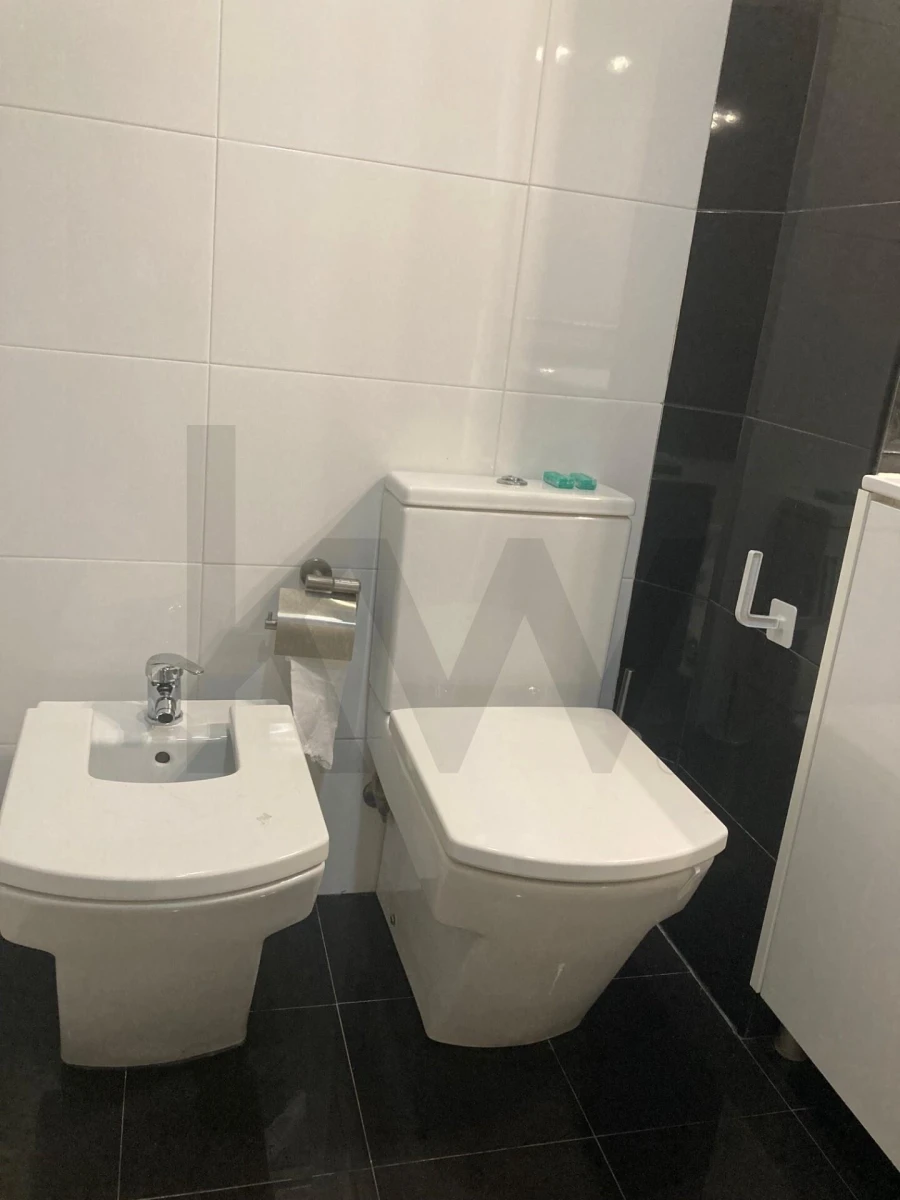 Apartamento T2 para Arrendamento em Carnide Foto 7