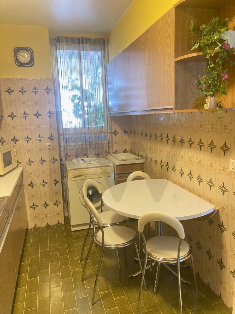 Apartamento T2 para Arrendamento em Carnide Foto 8