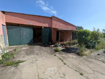 Moradia T5 para Venda em Ouca