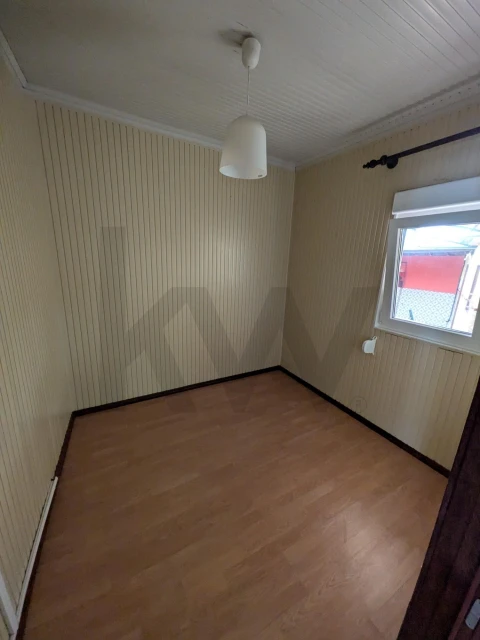 Moradia T5 para Venda em Ouca