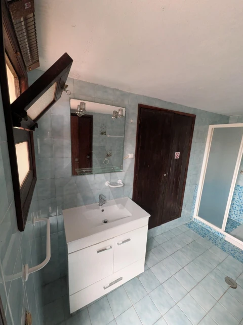 Moradia T5 para Venda em Ouca