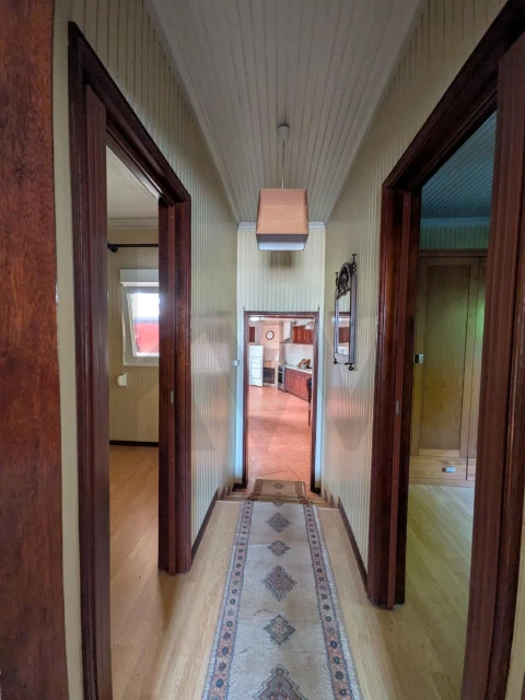 Moradia T5 para Venda em Ouca