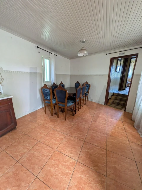 Moradia T5 para Venda em Ouca