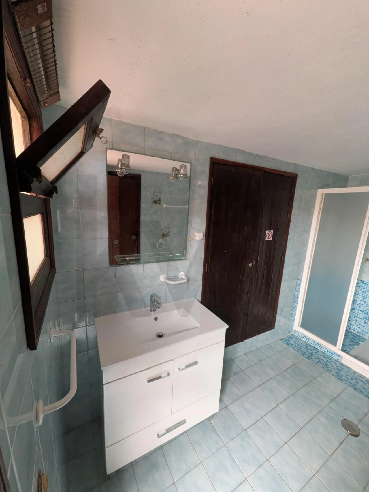 Moradia T5 para Venda em Ouca Foto 55