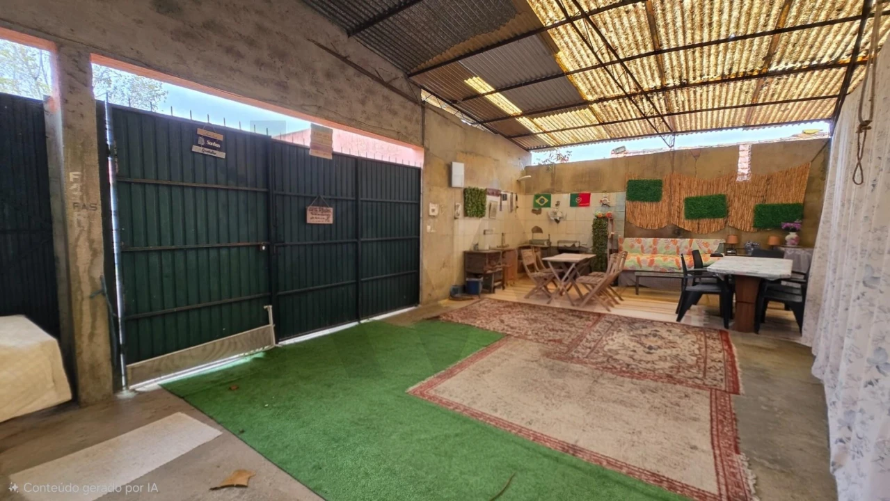 Moradia T5 para Venda em Ouca Foto 21