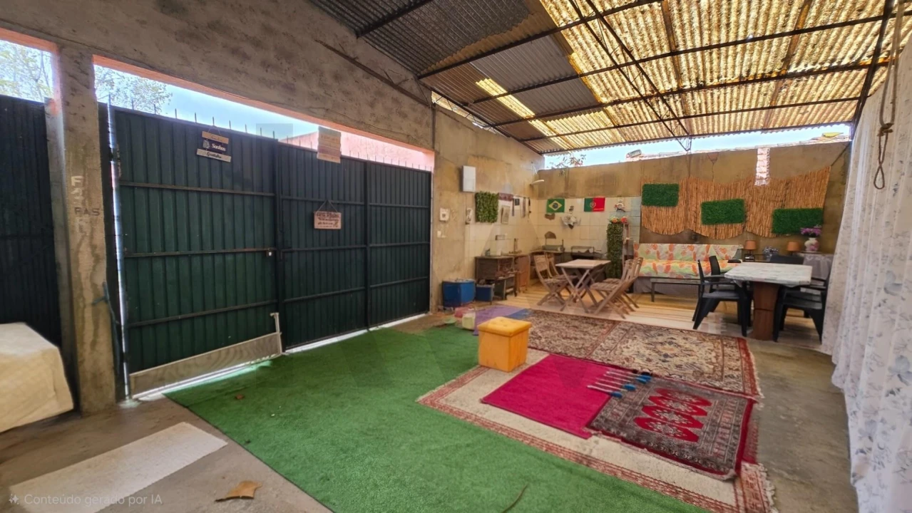 Moradia T5 para Venda em Ouca Foto 22