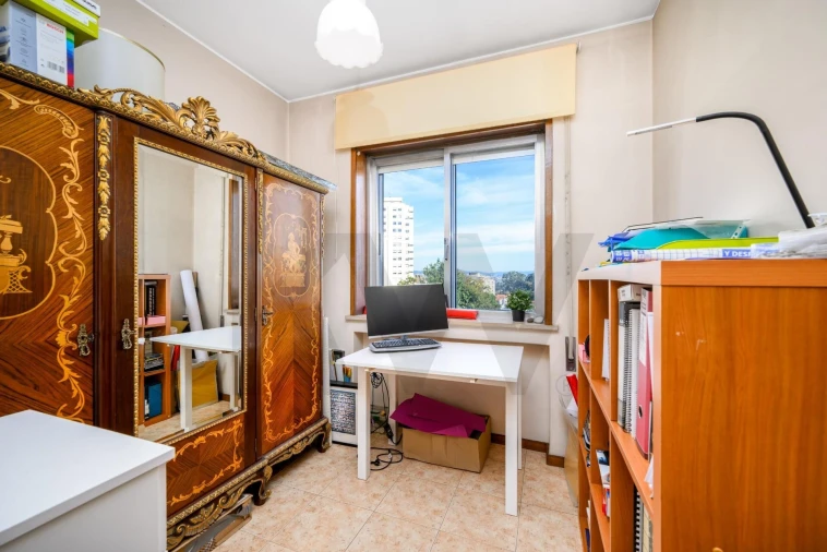 Apartamento T4 para Venda em Mafamude e Vilar do Paraíso Foto 12