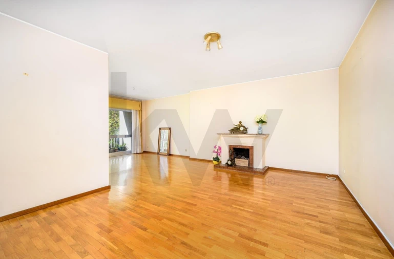 Apartamento T4 para Venda em Mafamude e Vilar do Paraíso Foto 4